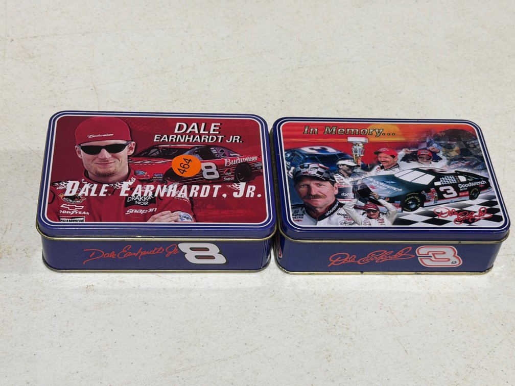 DALE EARNHARDT & DALE JR KNIVES