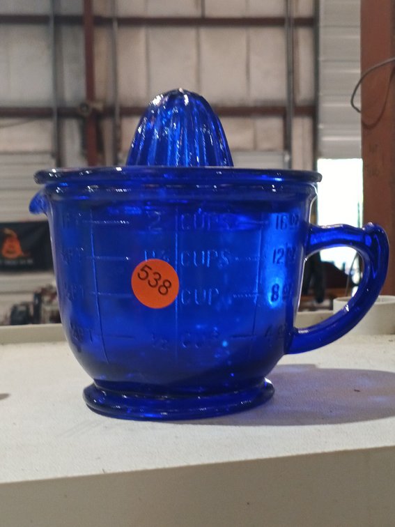 COBALT MEASURING CUP