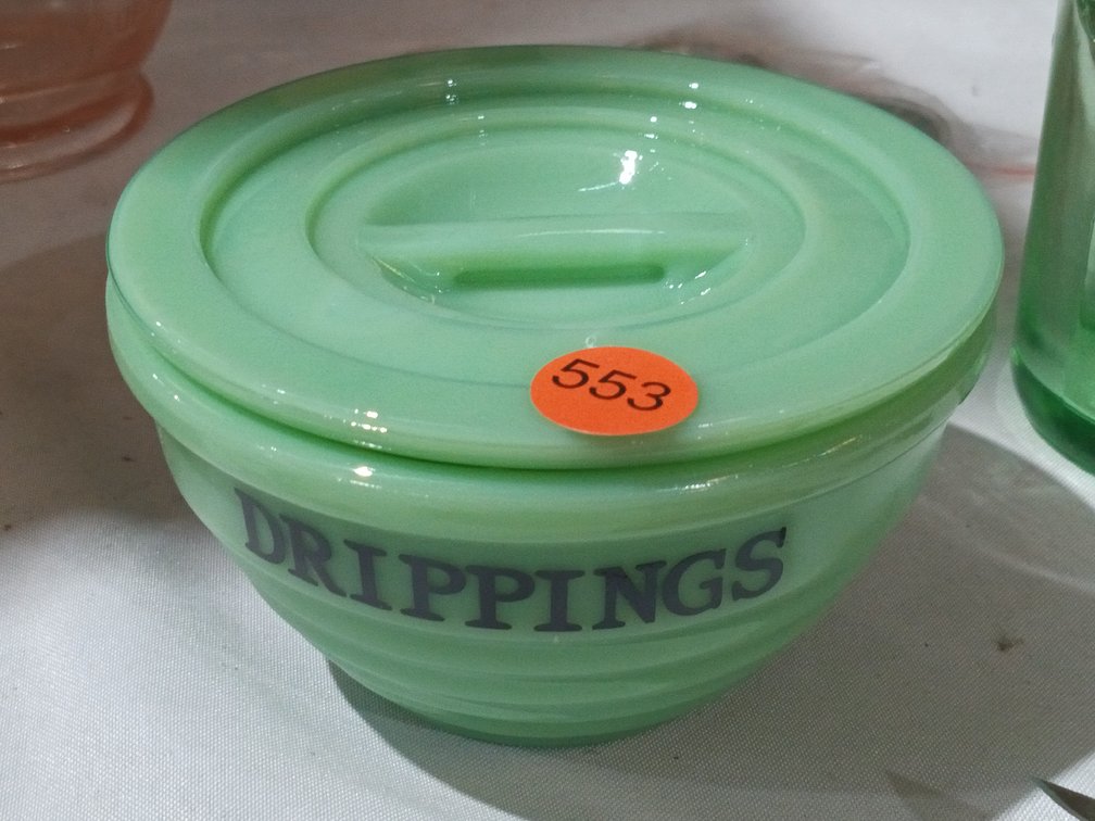 JADEITE DRIPPINGS DISH