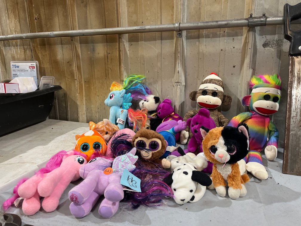STUFFED ANIMALS