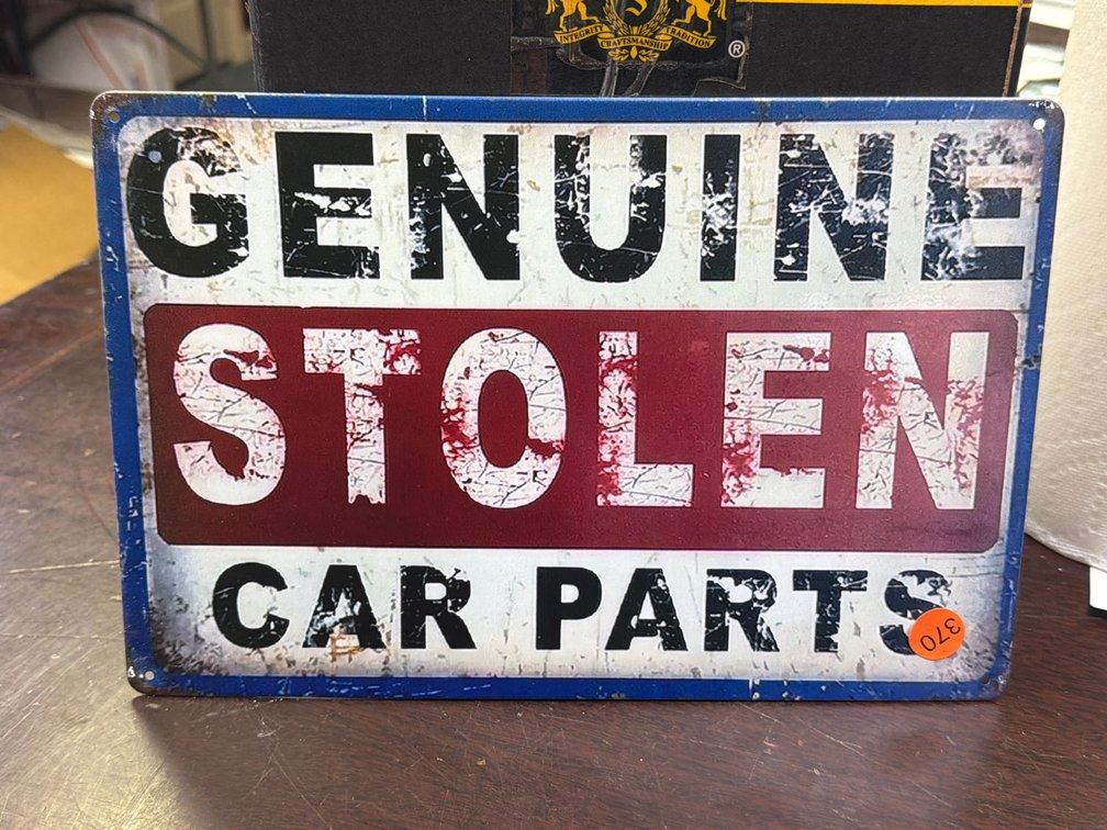 CAR PARTS SIGN