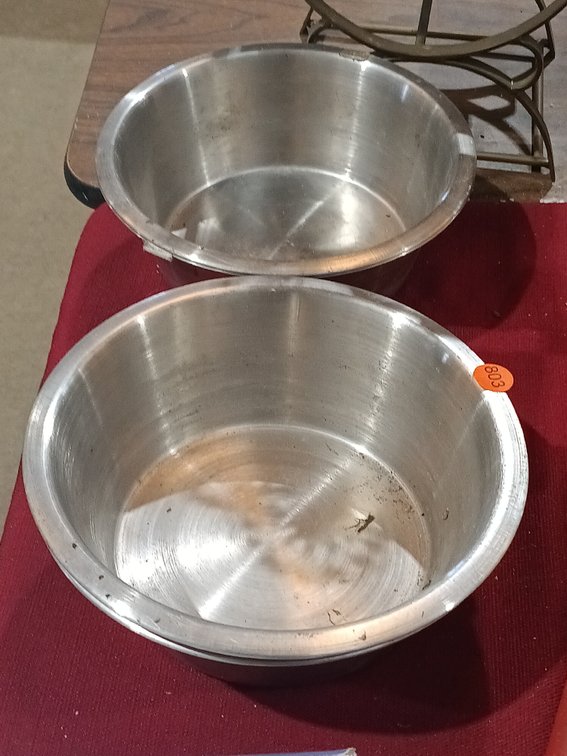 (4) METAL PET BOWLS