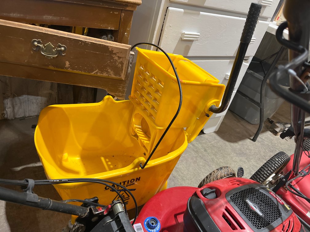 MOP BUCKET