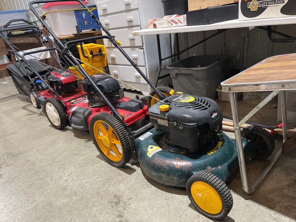 CRAFTSMAN SELF- PROPELLED MOWER