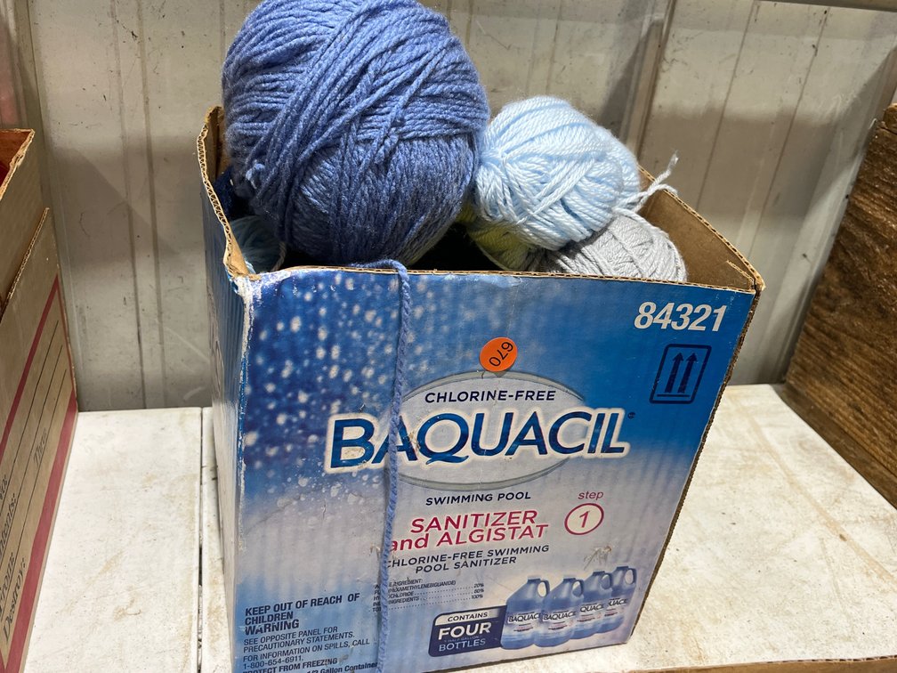 YARN LOT