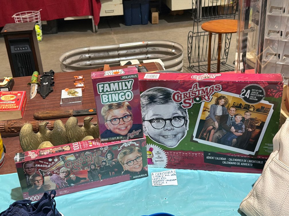 A CHRISTMAS STORY LOT
