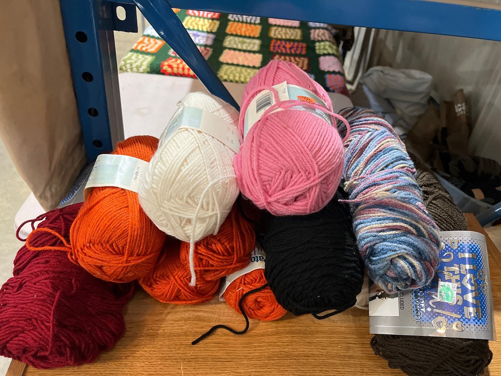 YARN LOT