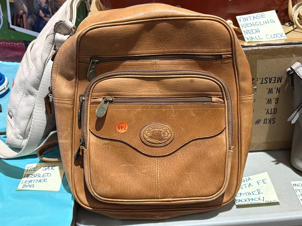 DILANA SANTA FE LEATHER BACKPACK / SHOULDER BAG