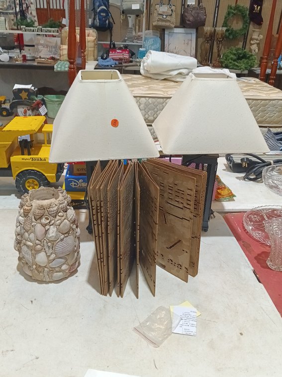 (2) LAMPS, SHELL VASE AND PIANO BOOK