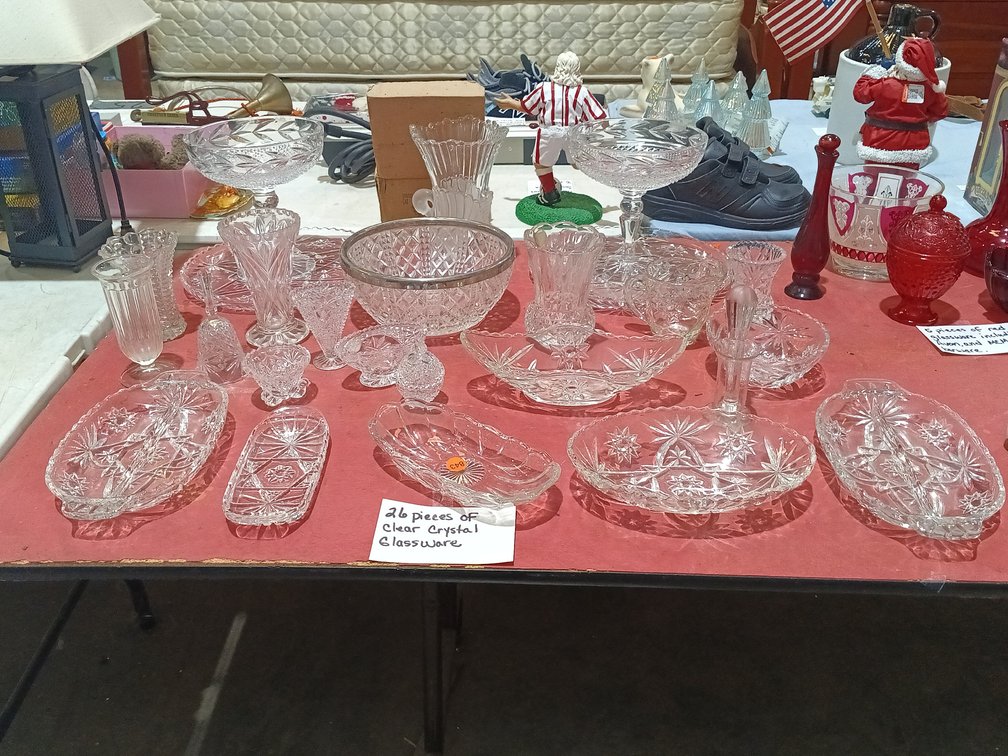 (26) PIECES OF CLWAR CRYSTAL GLASSWARE