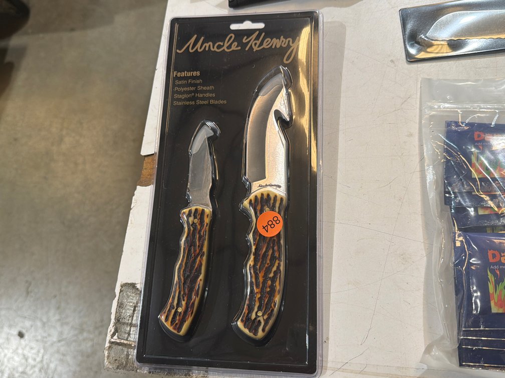 NEW UNCLE HENRY KNIFE SET