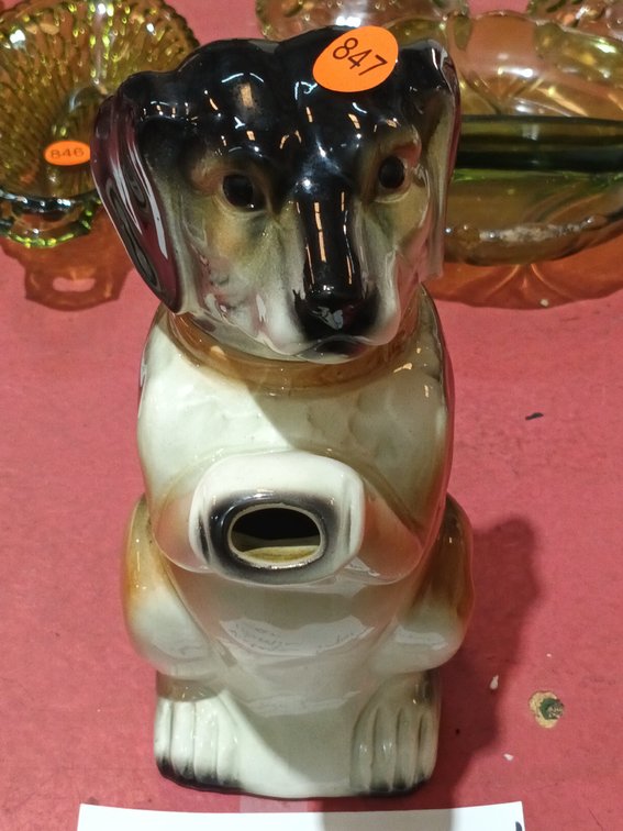 VINTAGE DACHSHUND CERAMIC TEAPOT
