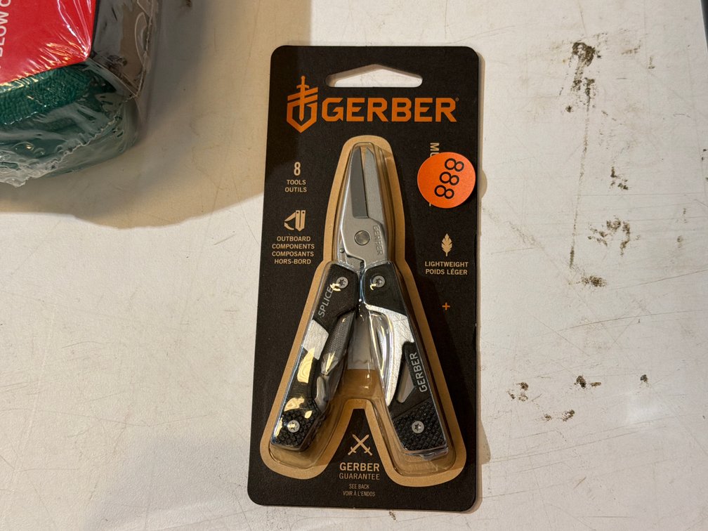 NEW GERBER MULTI TOOL