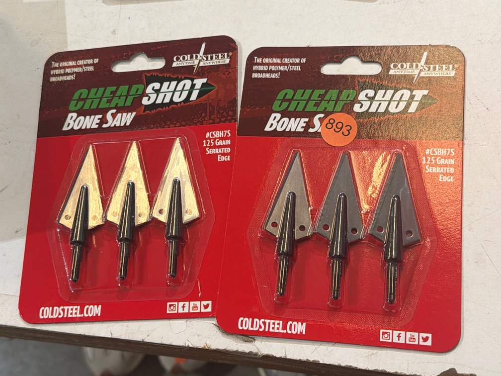 TWO OACKS OF CHEAP SHOT BONE SAW ARROW TIPS