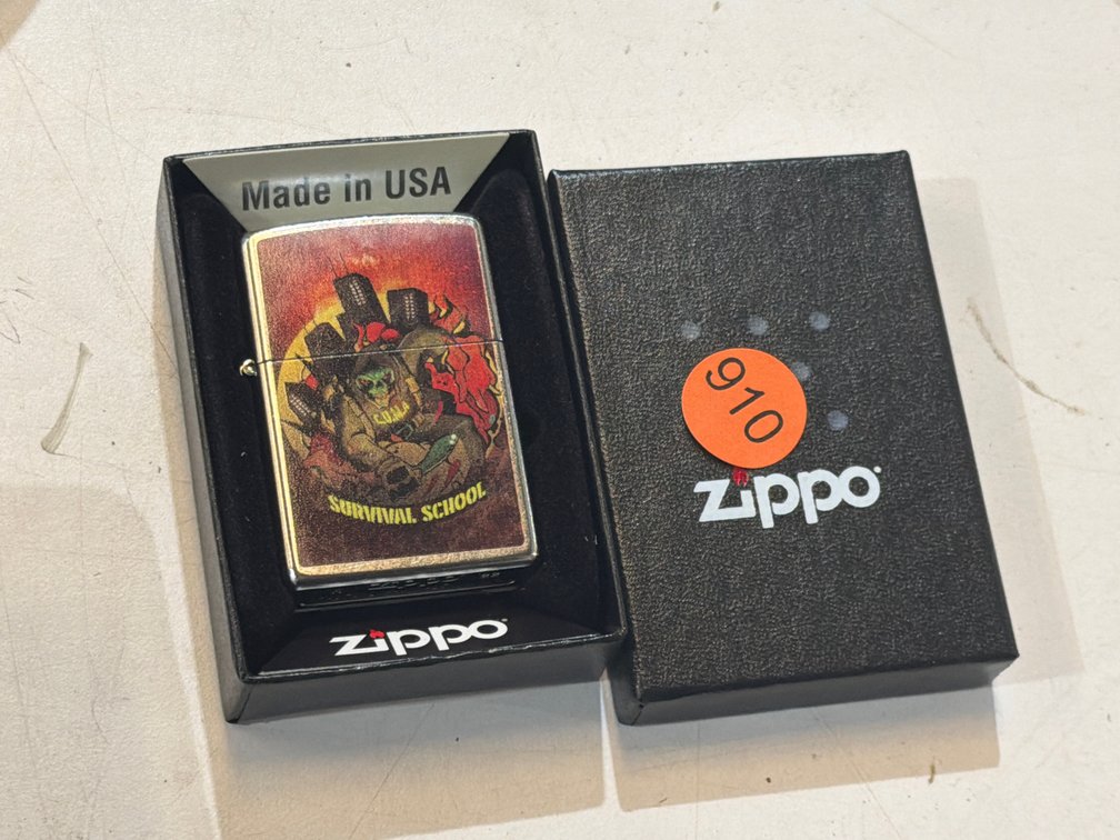 ZIPPO LIGHTER