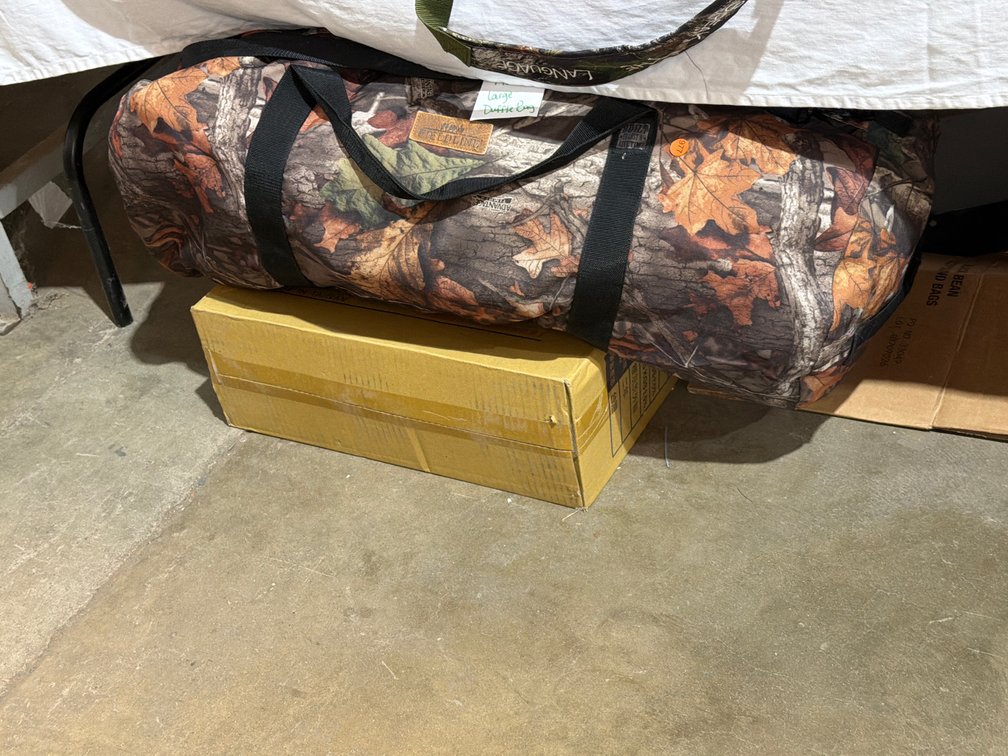 LARGE CAMO  BAG