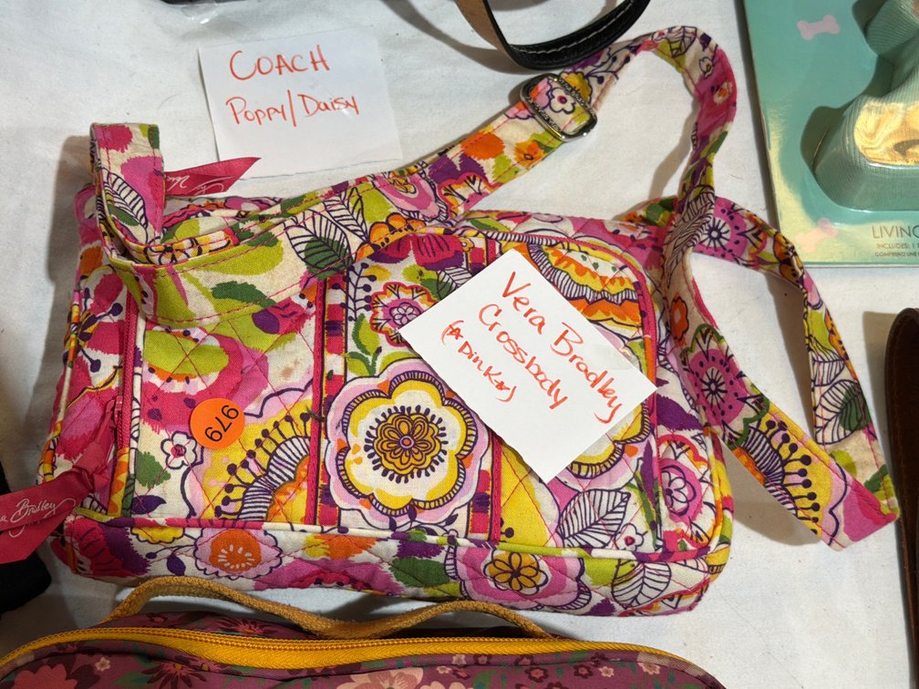 VERA BRADLEY PURSE