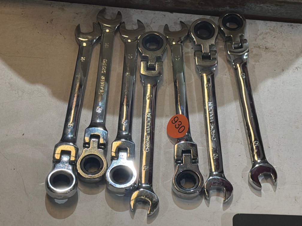 LOT OF RATCHET WRENCHES