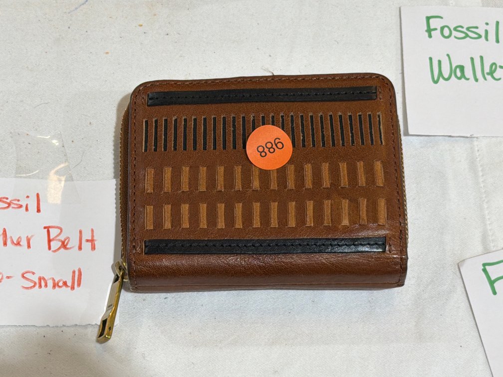 FOSSIL WALLET