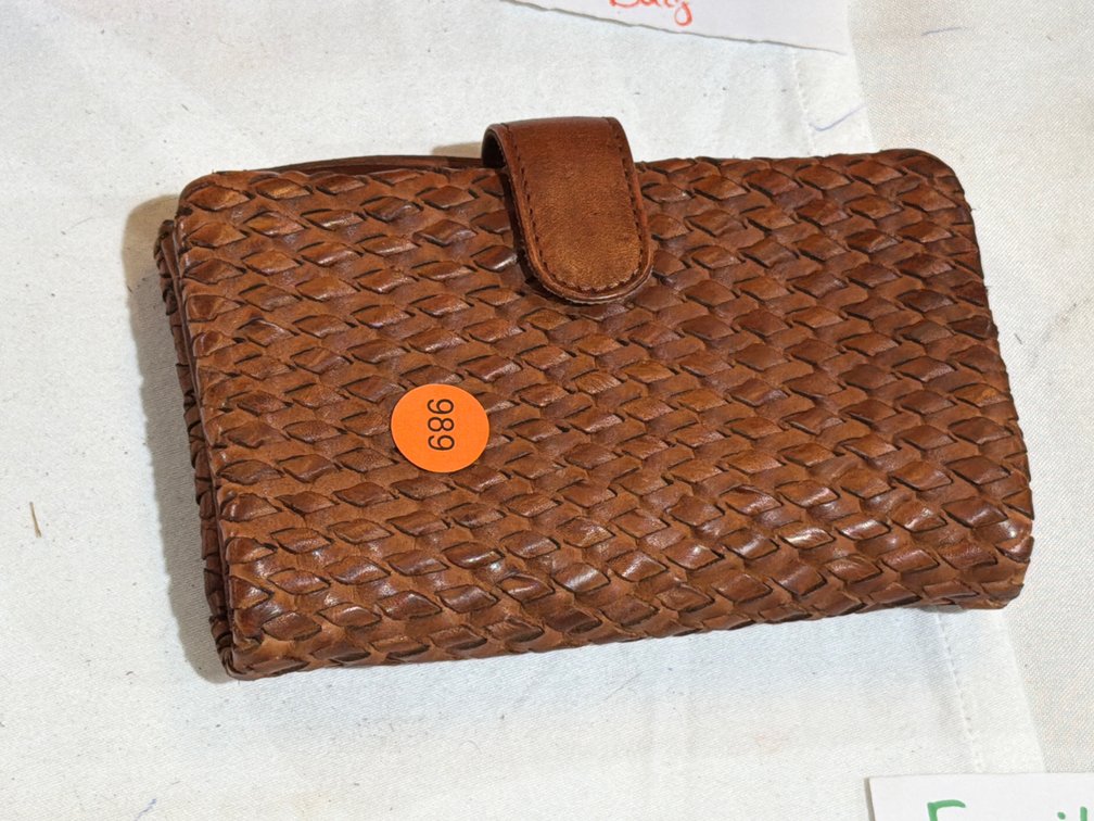 FOSSIL WALLET
