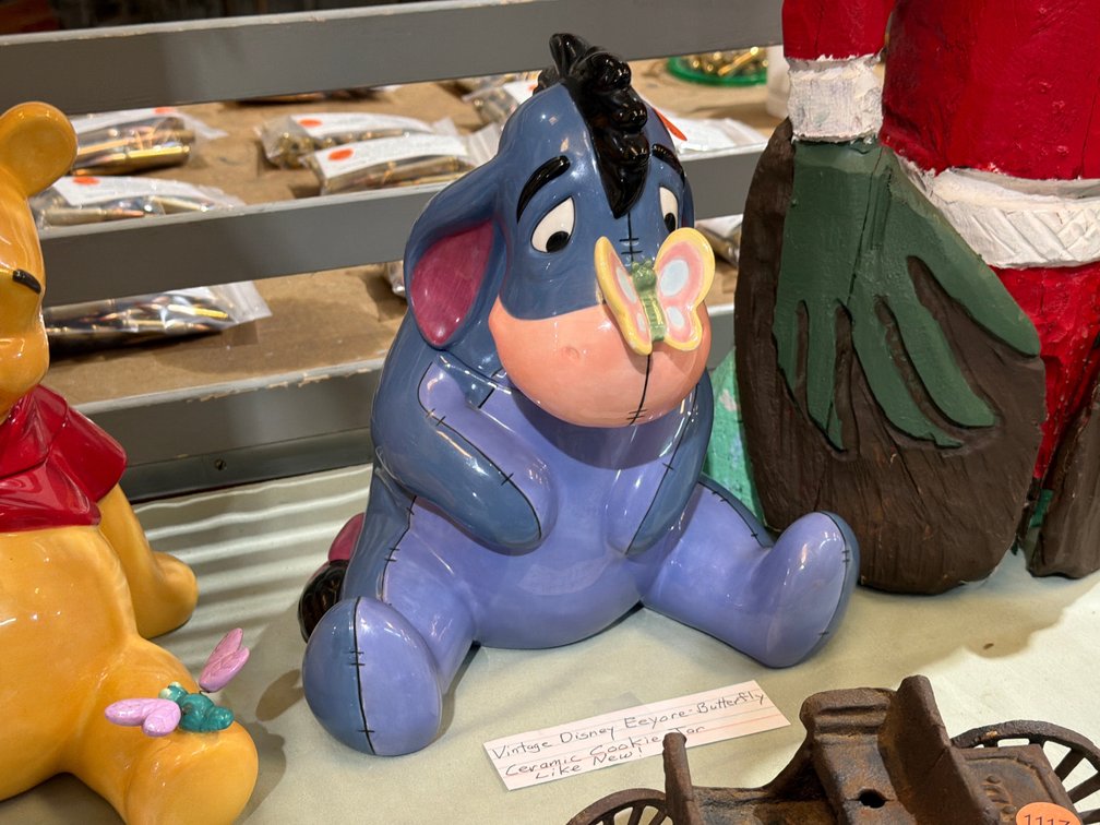 VINTAGE DISNEY EEYORE-BUTTERFLY CERAMIC COOKIE JAR