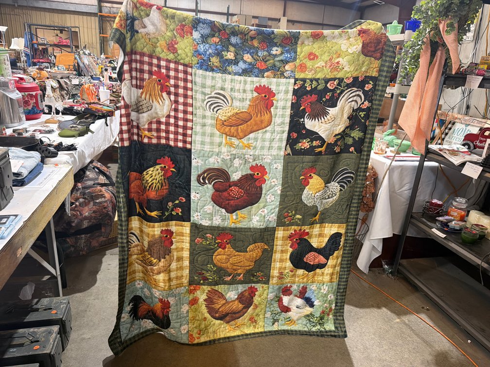 CHICKEN THROW BLANKET