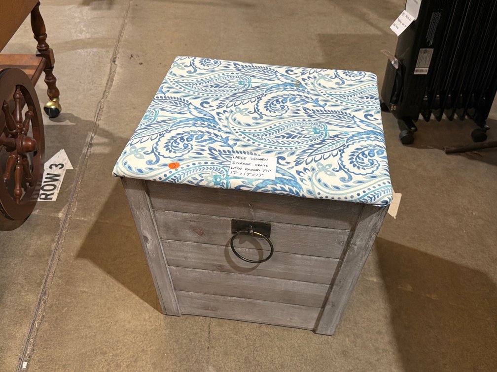 LARGE WOODEN STORAGE CRATE W/ PADDED TOP