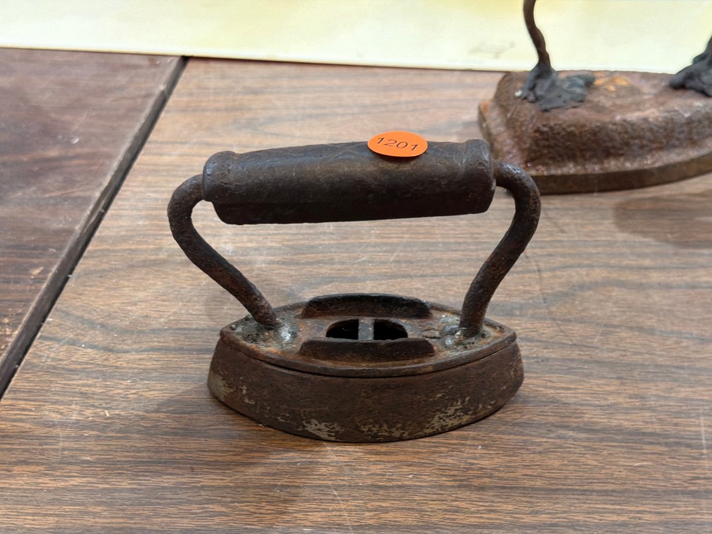 SMALL VINTAGE SAD IRON