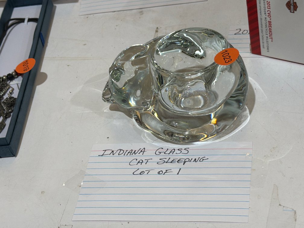 INDIANA GLASS CAT CANDLE HOLDER