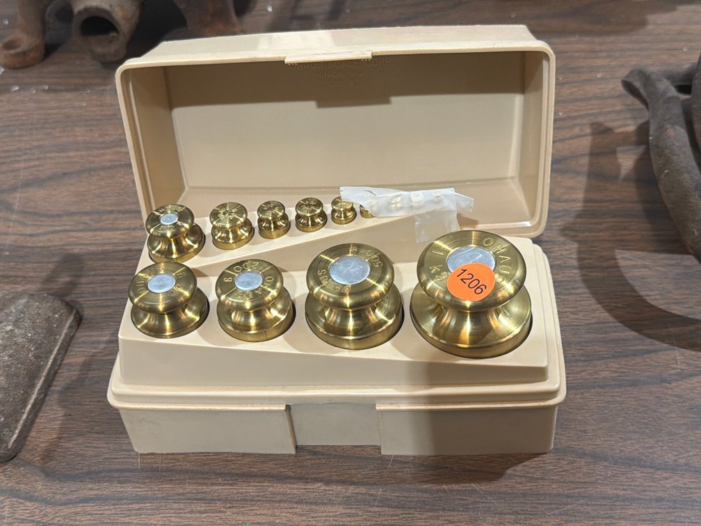 SET OF OHAUS WEIGHTS