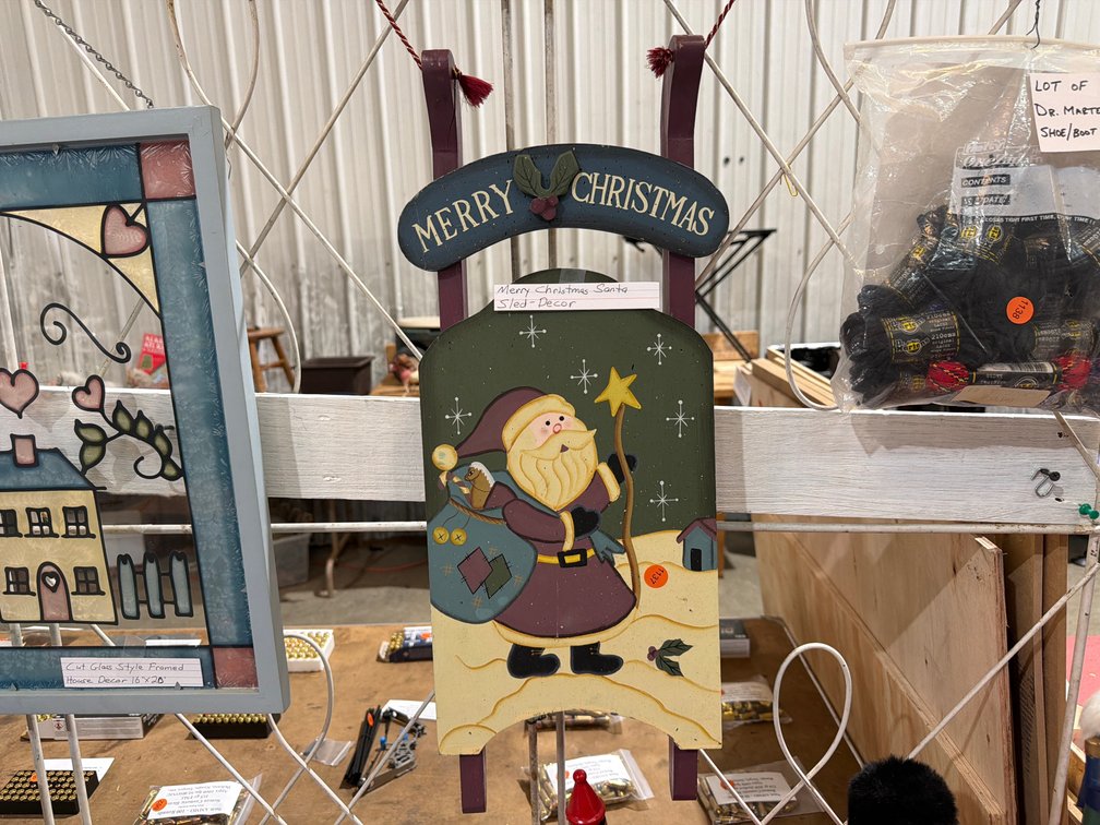 MERRY CHRISTMAS SANTA SLED DECOR