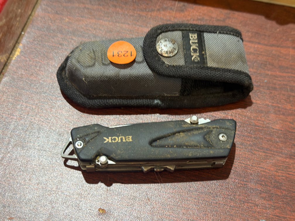 BUCK MULTI TOOL KNIFE WITH CASE