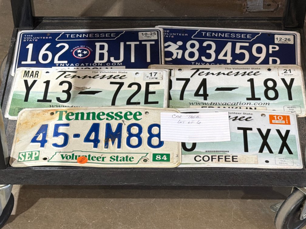 LOT OF TN CAR TAGS