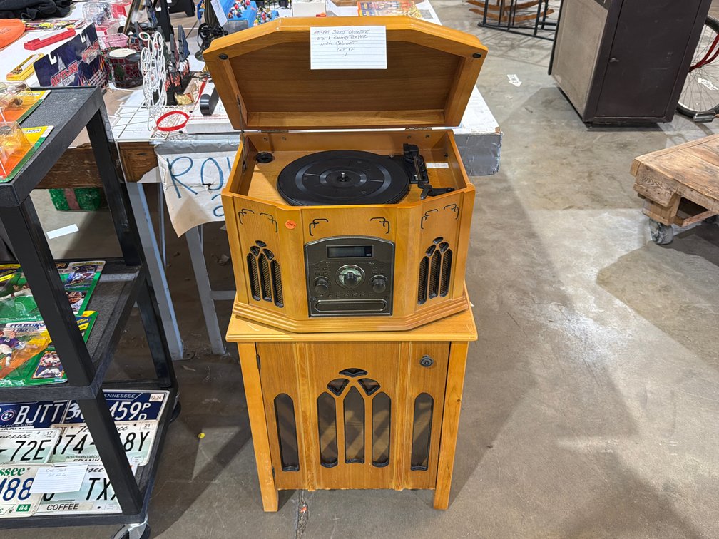 AM/FM STERO CASSETTE  CD/ RECORD PLAYER WITH CABINET