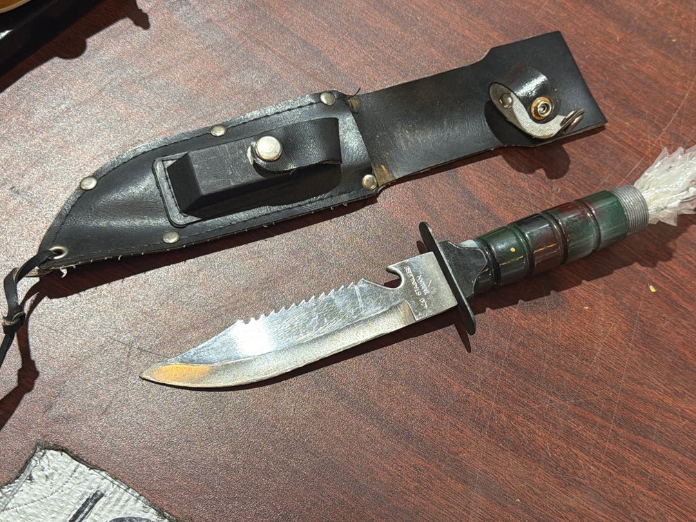 GREEN KNIFE AND SHEATH