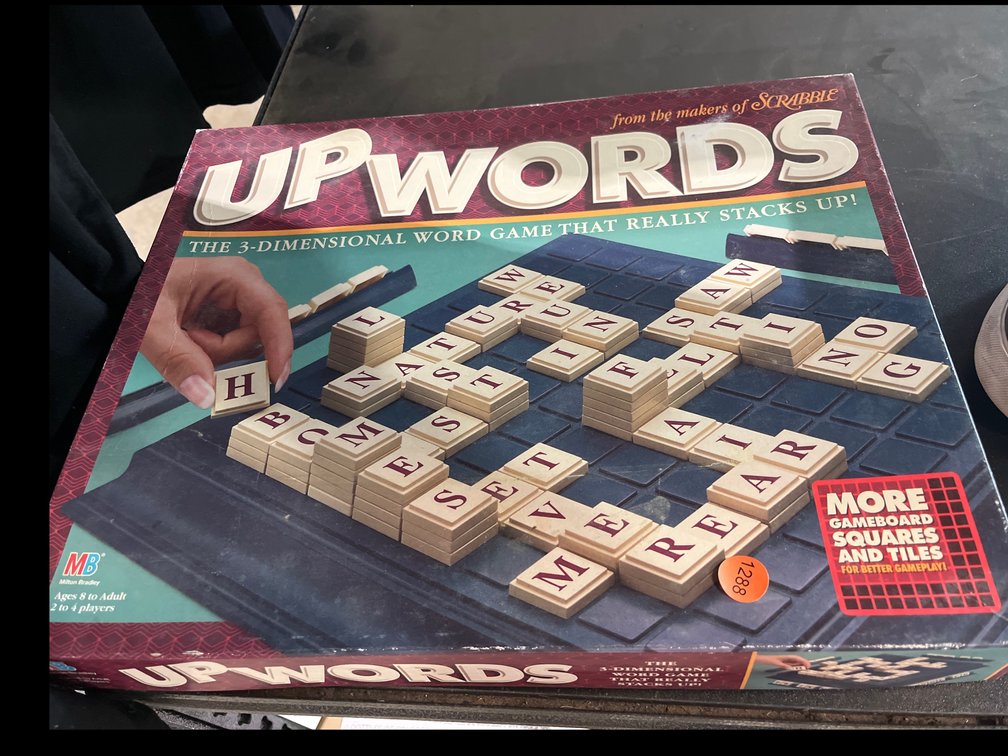 UPWORDS GAME