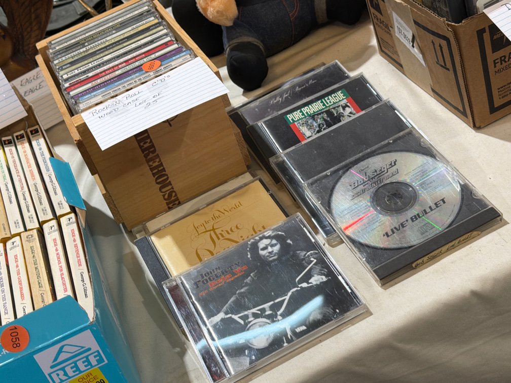 LOT OF CDS