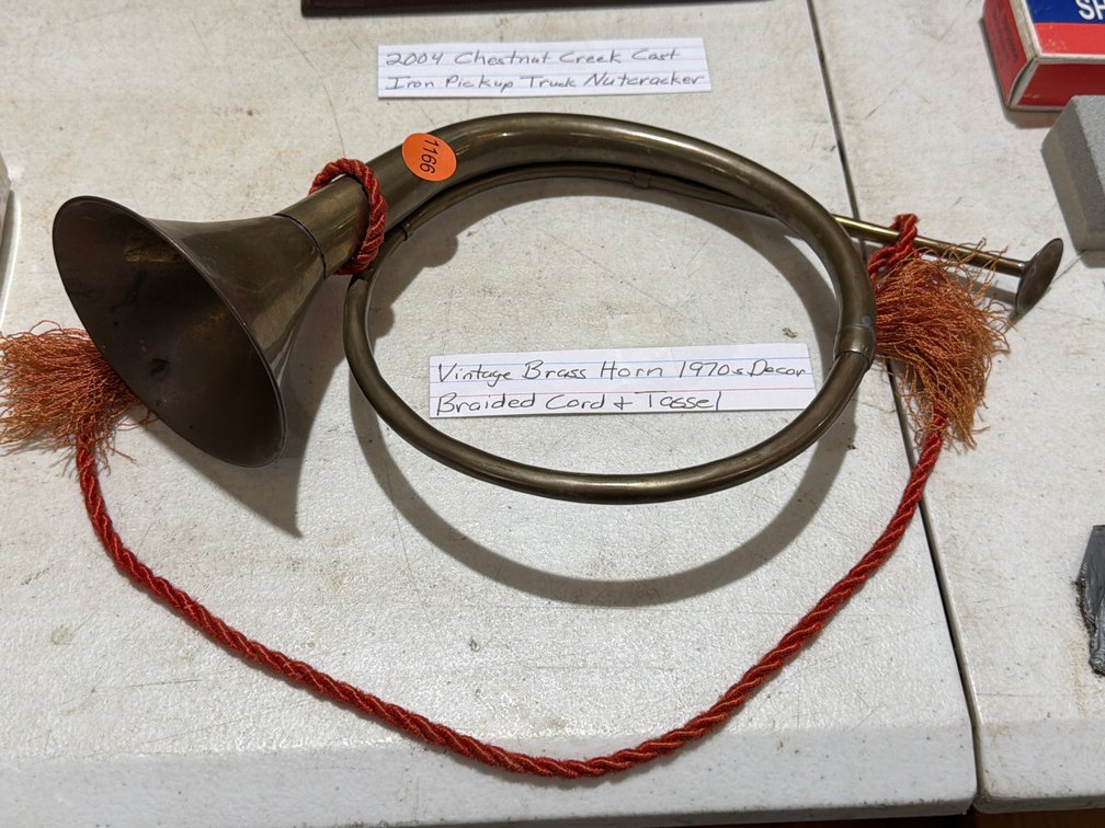 VINTAGE BRASS HORN 1970’S DECOR BRAIDED CORD & TASSLE