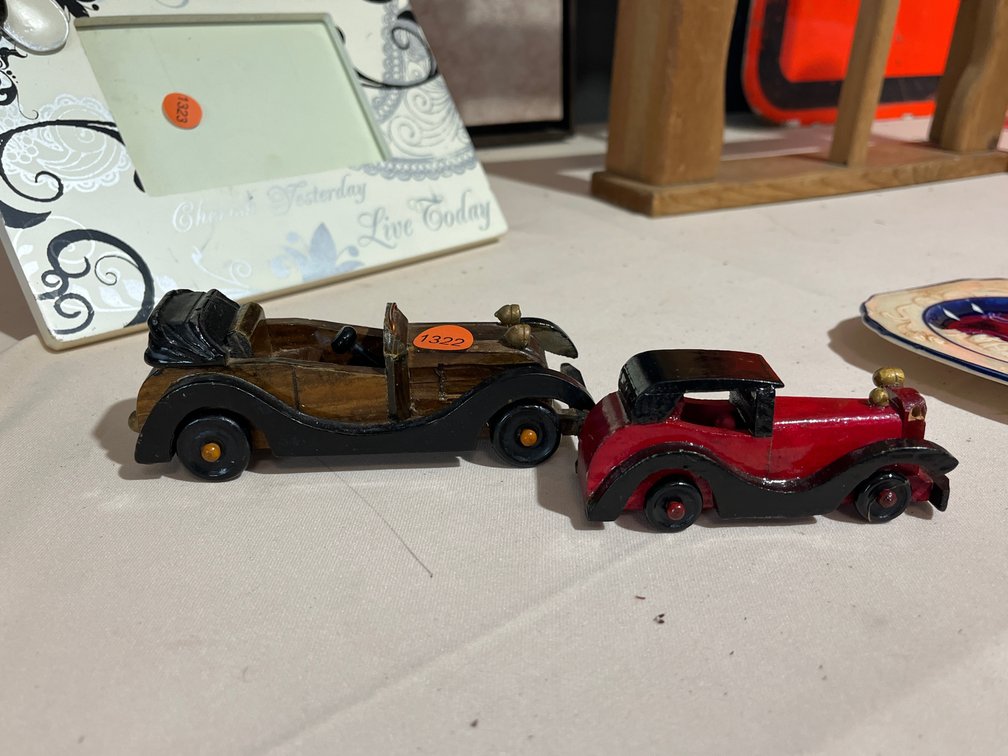 2 VINTAGE STYLE WOOD CARS