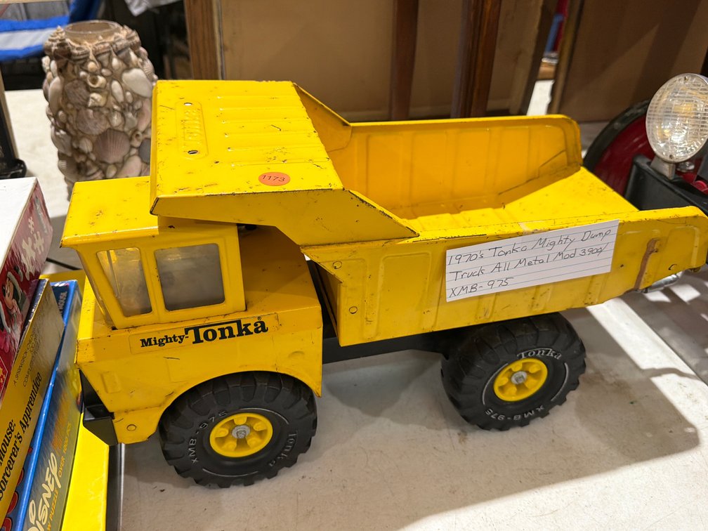 1970’S TONKA MIGHTY DUMP TRUCK