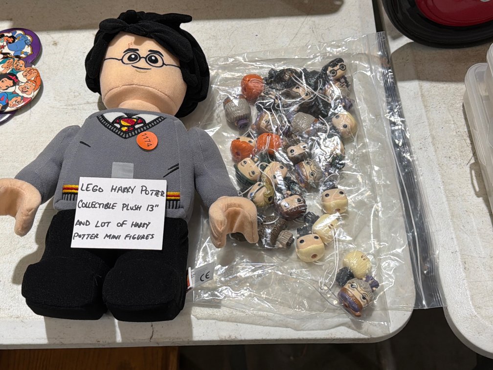 LEGO HARRY POTTER COLLECTIBLE PLUSH 13” & LOT OF HARRY POTTER MINI FIGURES