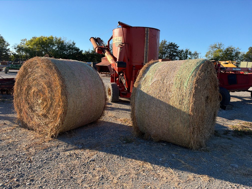 *ONSITE* 4’X5’ NET WRAP HAY, 2X BID