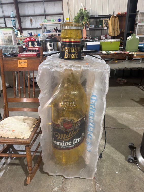 MILLER ICE CUBE BOTTLE LAMP