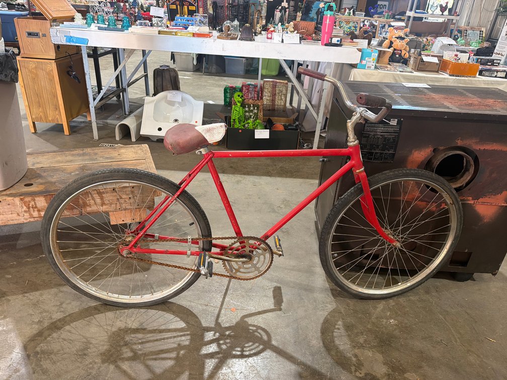 VINTAGE SCHWINN BICYCLE