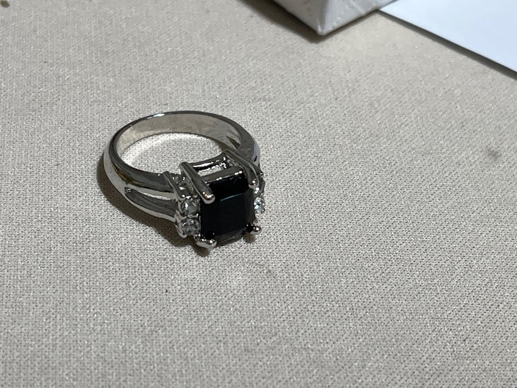 RING SIZE 7