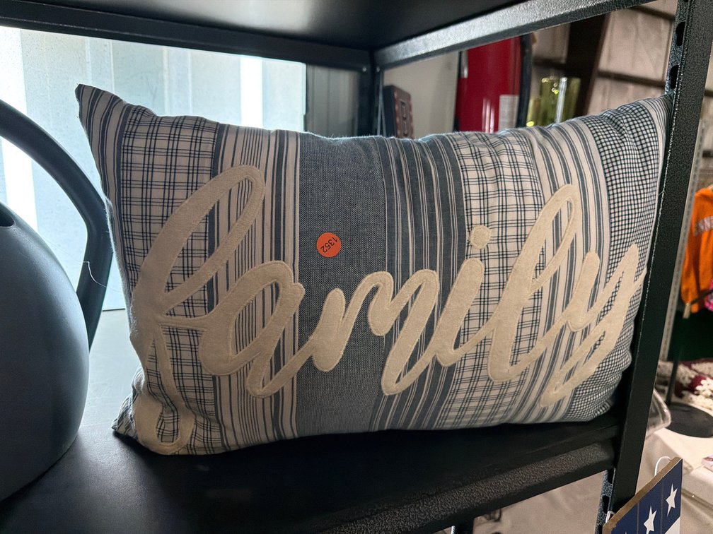 FAMILY THROW PILLOW