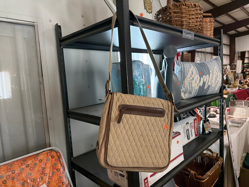 SHOULDER BAG
