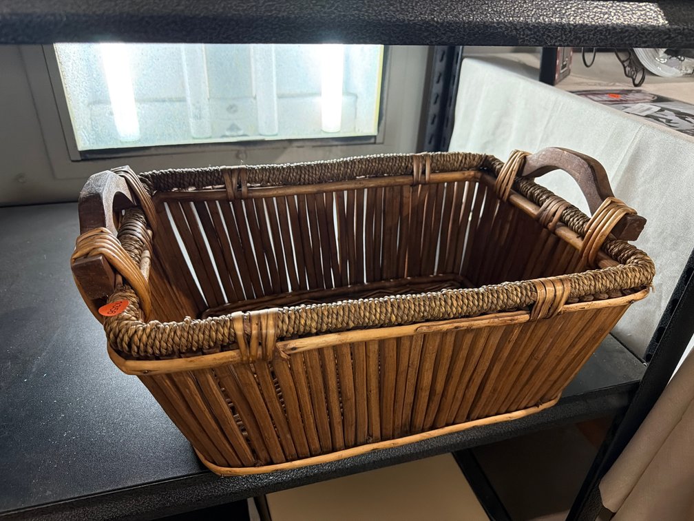 TWO-HANDLED BASKET