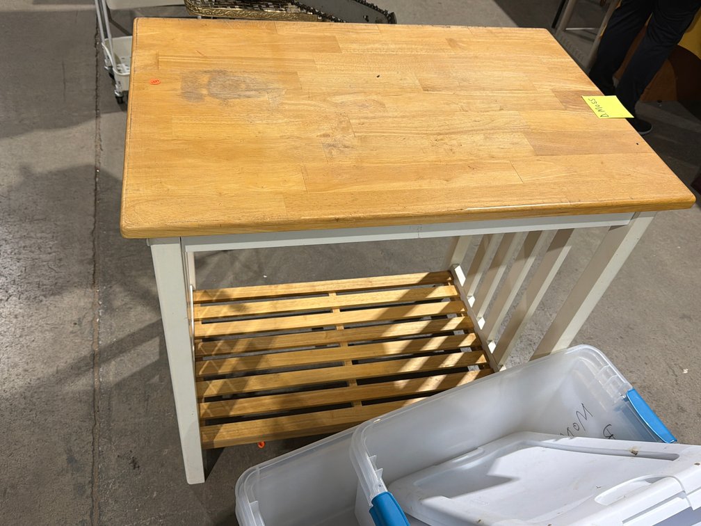 TABLE 35”X24”X34”