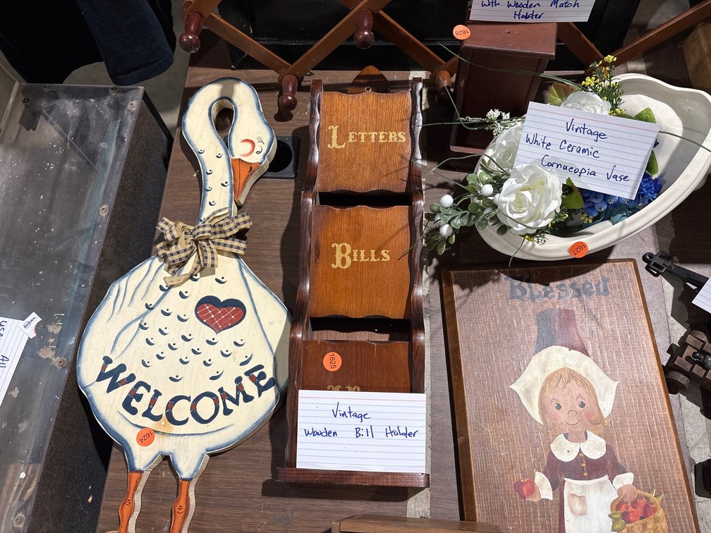 WOODEN PAPER HOLDER